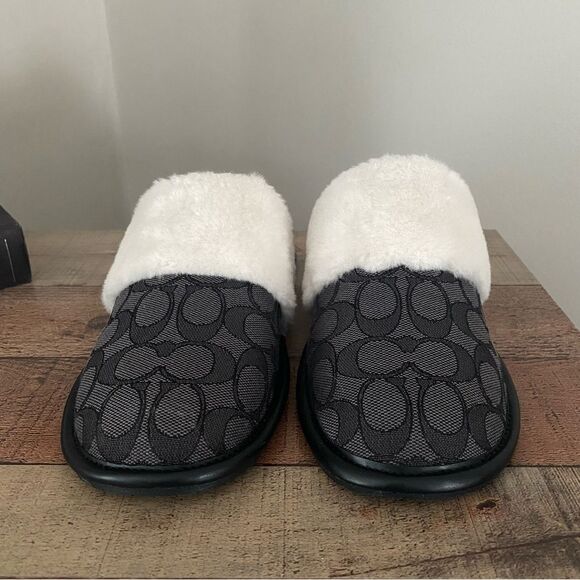 NWT Coach Zena Slippers - Picture 3 of 6